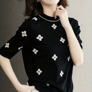 Gorgeous black and white tops, very nice fabric, soft and comfy.